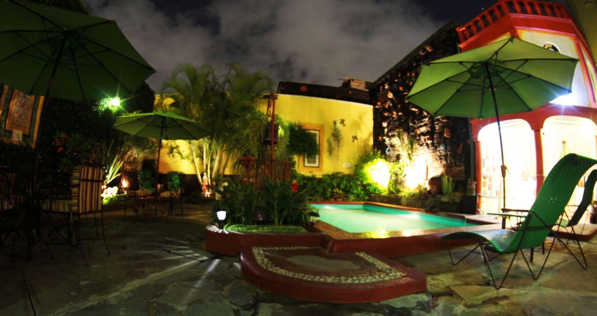 Hotel Casa Armonia 틀라케파케 외부 사진